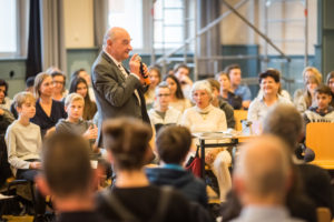 Schuelergespraech Michalski © Marko Priske