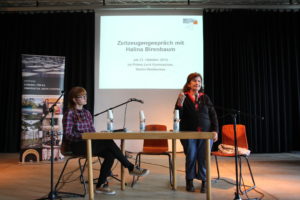 Halina Birenbaum im Primo Levy Gymnasium, Foto Stiftung Denkmal