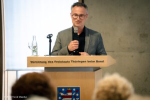Berlin.007.05.2025 Foto: © Yorck Maecke Landesvertretung von Thüringen in Berlin. "Theresienstadt ... das war eigentlich der Vorhof zur Hölle!" Frau Ingeborg Geißler.