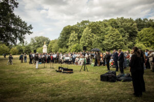 Berlin, 24. Juni 2025: Gedenkstunde anlässlich des 92. Jahrestags des Verbots der Glaubensgemeinschaft der Zeugen Jehovas © Stiftung Denkmal, Foto: Marko Priske