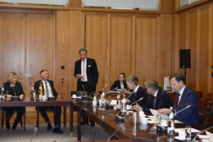 v.l.n.r.: Ellen Germain, Ralf Beste, Christian Heldt, Mareike Geipel, Uwe Neumärker und Adam Kerpel-Fronius © Auswärtiges Amt