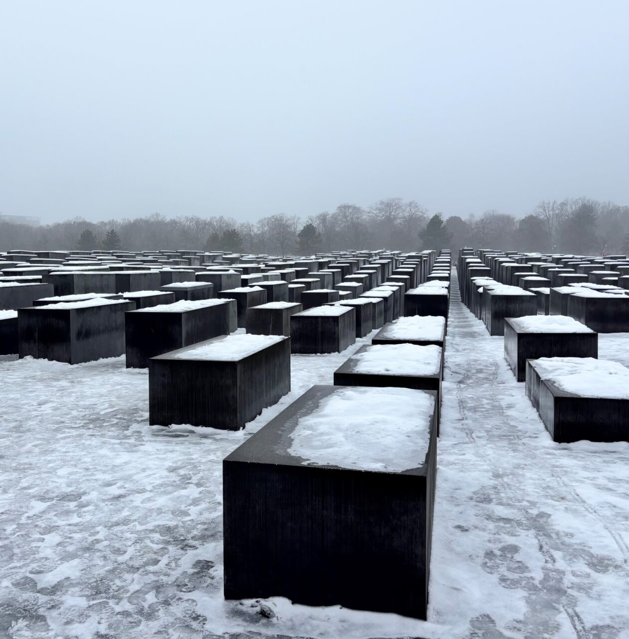 Im Februar jährt sich die heimtückische und brutale Messerattacke am Holocaust-Denkmal