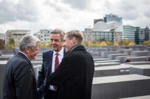 Claus Kleber, Joachim Gauck © Marko Priske